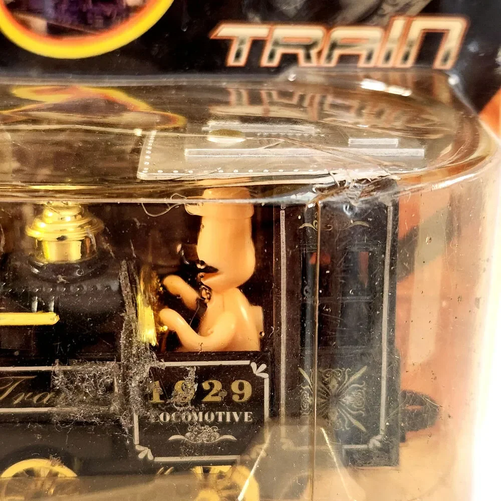 Vintage Style 1929 Locomotive Model NIB | Die-Cast Train w/ Light & Sound